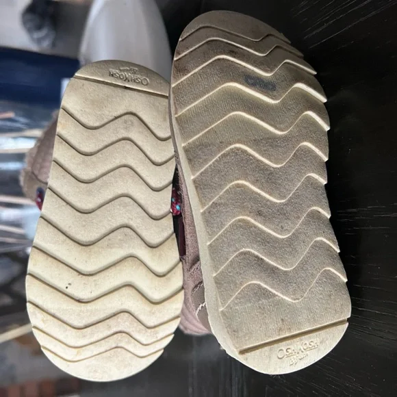 OshKosh fleece lined winter boots - Picture 4 of 5